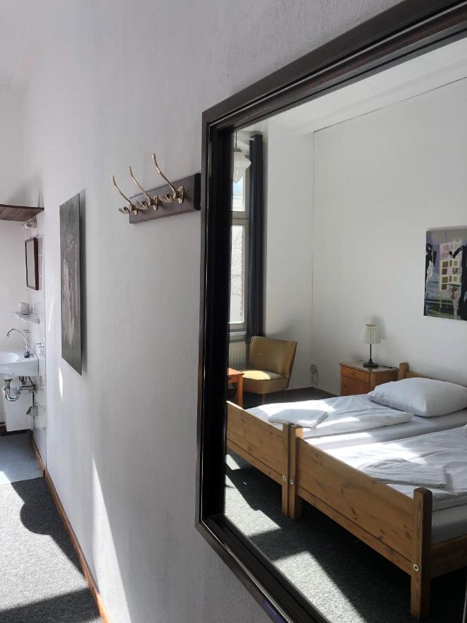 Hostel Fabrik - Baxpax *