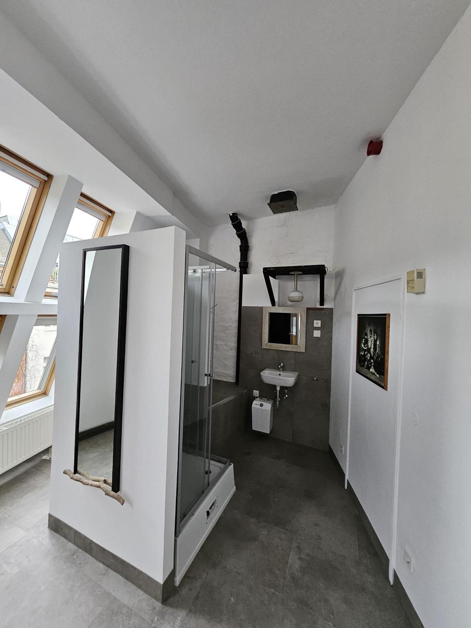 Auberge de jeunesse Fabrik - *